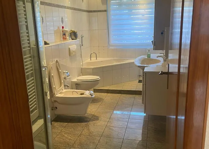 Amazing House Near Messe And Airport Διαμέρισμα