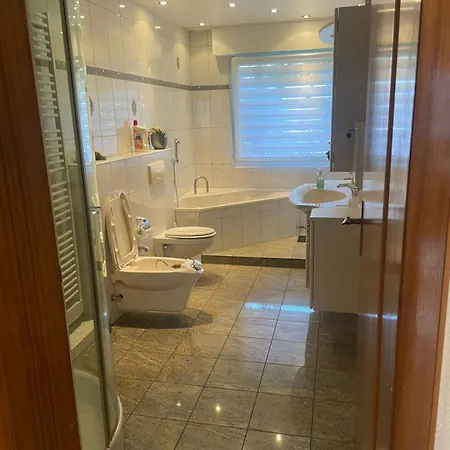 Amazing House Near Messe And Airport Daire