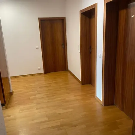 Apartament Amazing House Near Messe And Airport